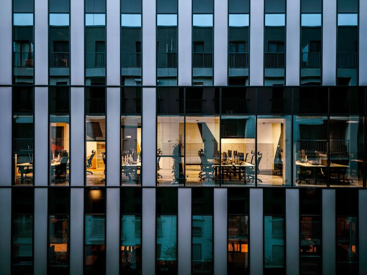 Commercial window services in Sparks, NV